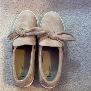 Cute tan platform shoes